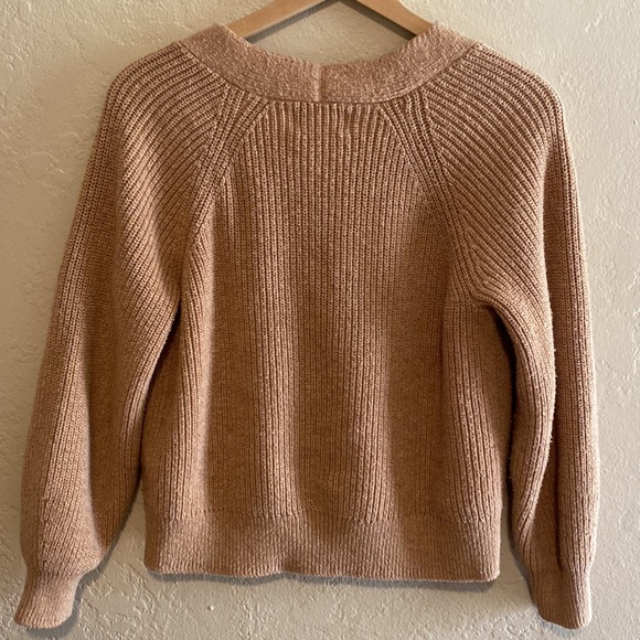 Old Navy Tan Camel Wool Blend Waist Length Button Up Cardigan Size Small - Picture 4 of 7